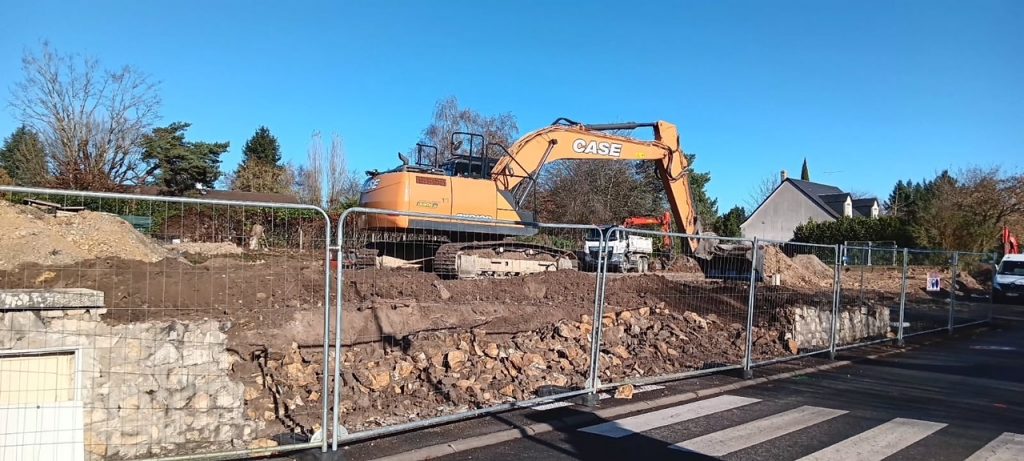 destruction muret 20.11.25