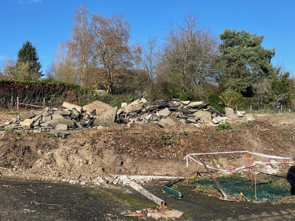 enlèvement goudron 20.11.25